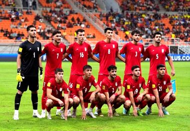 عذرخواهی بازیکن ایران به خاطر پنالتی چیپ 