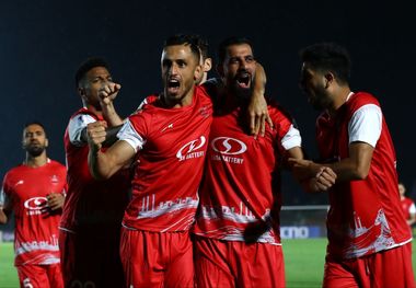 ستاره پرسپولیس بهترین بازیکن دیدار با پاختاکور شد