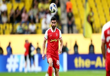 هافبک پرسپولیس همچنان مخالف جدایی