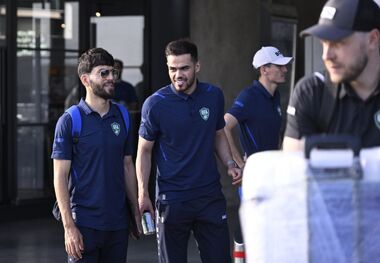 اعتلاف ستارگان استقلال و پرسپولیس علیه ایران