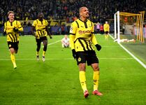 دورتموند 1 - اشتورم گراتس0؛ گل طلایی مالن