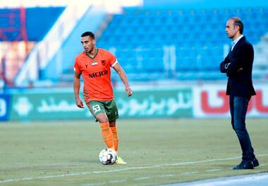 عراقی بی‌انظباط از کرمان اخراج شد