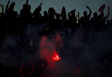 ویدیو مشمئزکننده در ورزشگاه آزادی؛ اینکار همه‌جا قفل بود!