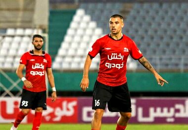 استقلال روی بمب نقل و انتقالاتی پرسپولیس دست گذاشت