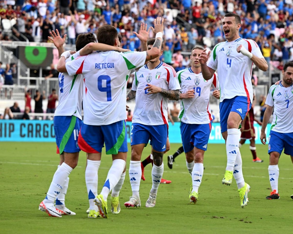 ایتالیا 2 - ونزوئلا 1؛  درخشش دوناروما و رتگی