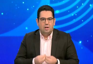 ویدیو | انتقاد مجری صداوسیما از گزارشگر بازی؛ سفارش به تعریف از چمن شده بود!
