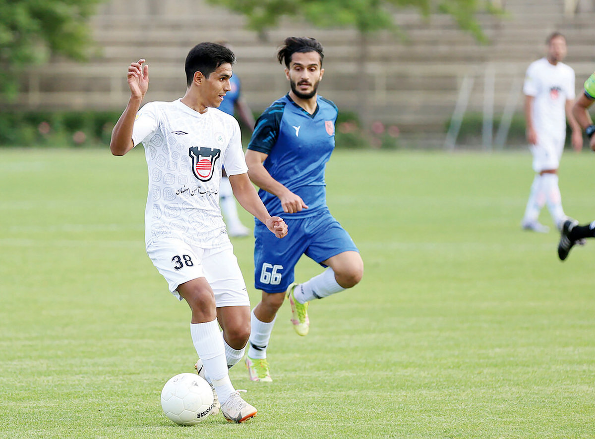 واکنش ستاره جذاب نقل و انتقالات به پیشنهاد پرسپولیس یا استقلال

