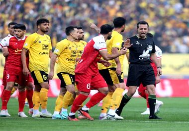 معمای باهویی و زاهدی در پرسپولیس