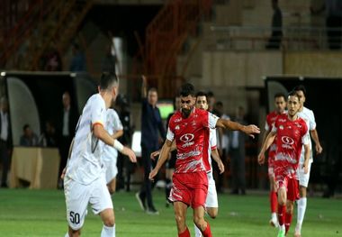 میزان احتمال ماندن سینا اسدبیگی در پرسپولیس