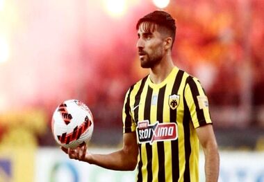 میلاد محمدی از آاک آتن جدا شد!

