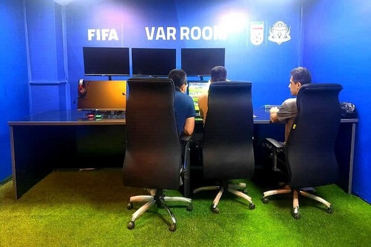 تشریح گزارش اتاق VAR بازی پرسپولیس و ذوب آهن اصفهان
