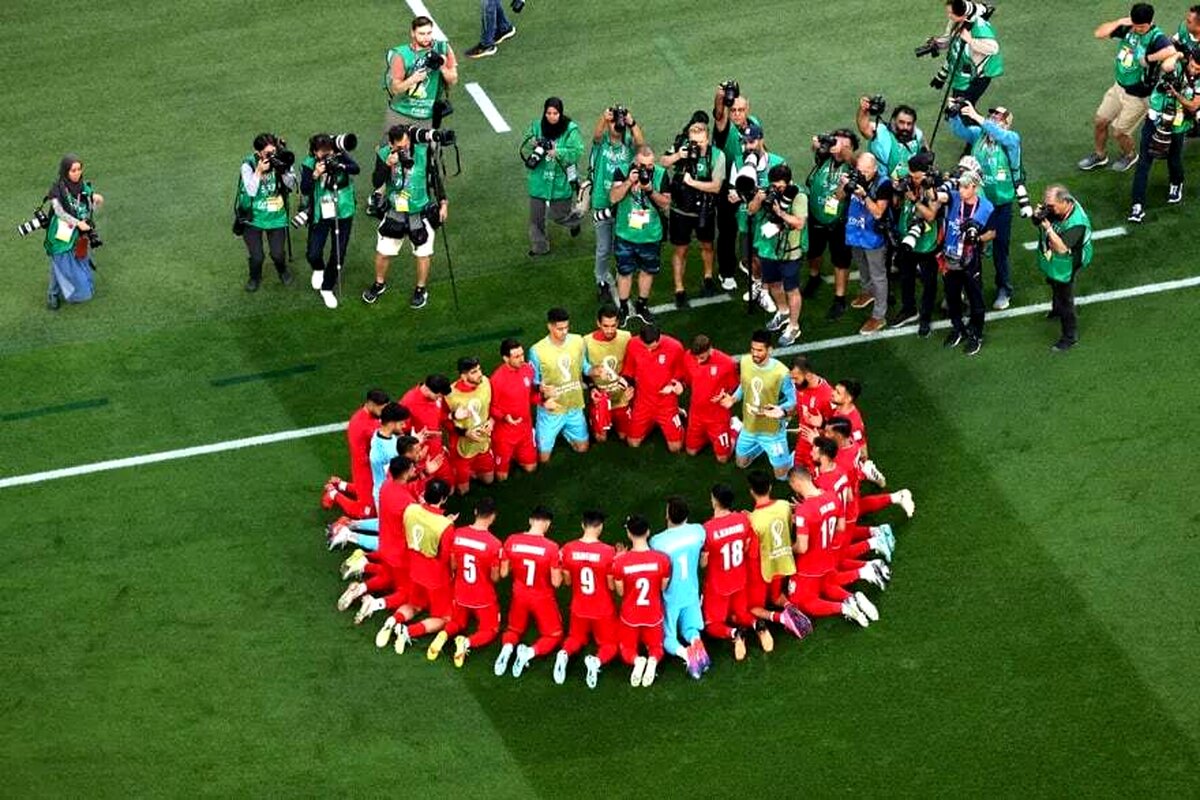 کمک ستاره‌های تیم ملی به بازماندگان طبس