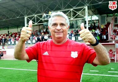 آشنایی با سرمربی جدید و برزیلی پرسپولیس