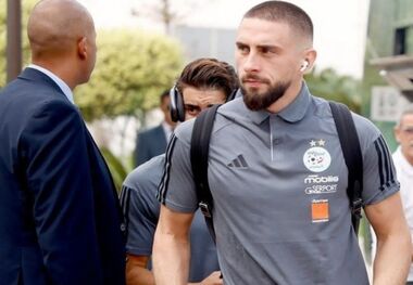 ستاره پرسپولیس در ترکیب ثابت تیم‌ملی الجزایر