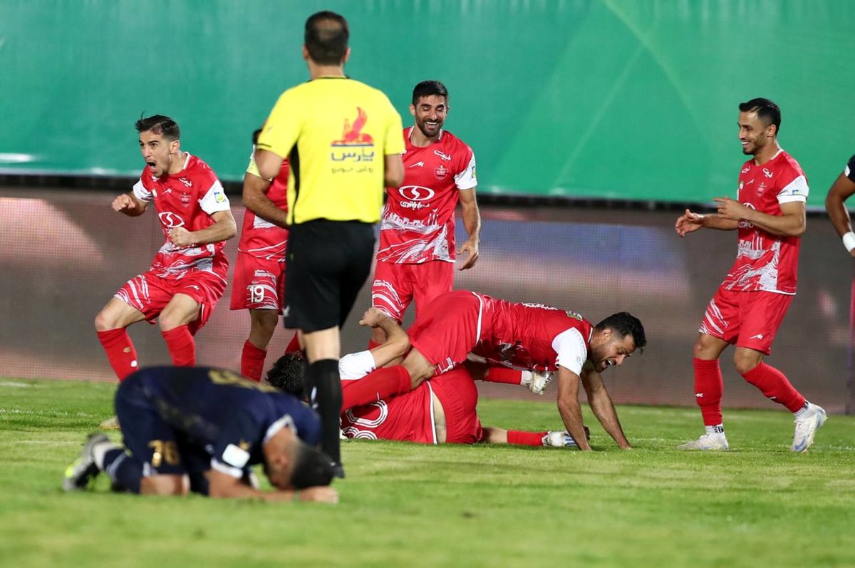 خوشحالی گل پرسپولیس نزدیک بود تلفات بگیرد!