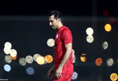 پیام احساسی وحید امیری پس از خراب کردن پنالتی؛ همه پشتش درآمدند