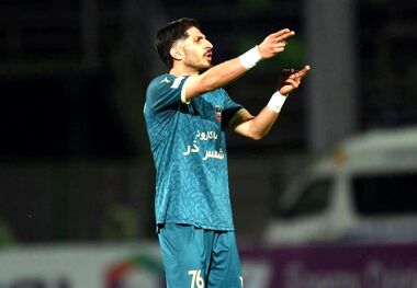 پدیده دفاعی فوتبال ایران رباط داد!