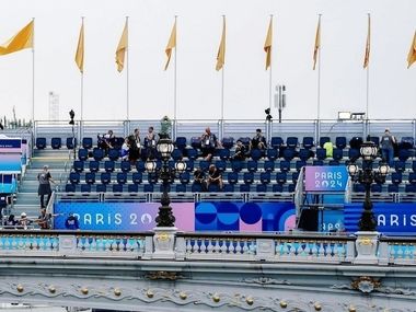 آغاز افتتاحیه المپیک ۲۰۲۴ در هوای بارانی پاریس