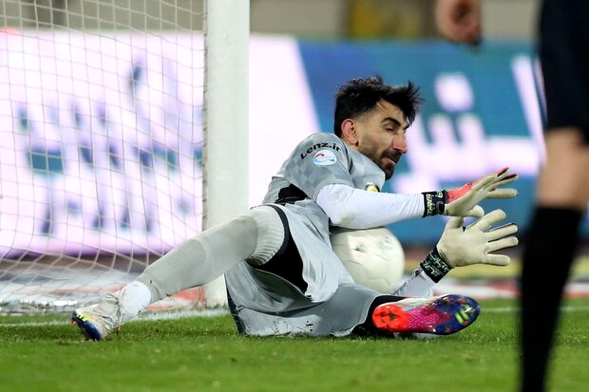 شوک بزرگ به پرسپولیس: دست بیرانوند باید گچ گرفته شود

