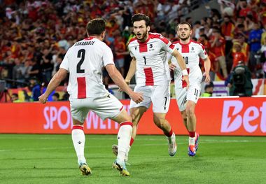 ویدیو | گل اول گرجستان مقابل اسپانیا با گل به خودی لو‌نورماند؛ یورو۲۰۲۴