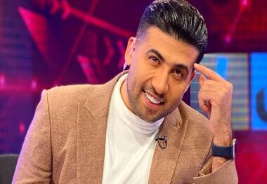 عکس | واکنش مجتبی پوربخش، مجری اخراجی تلویزیون، به جنجال استقلال و پرسپولیس